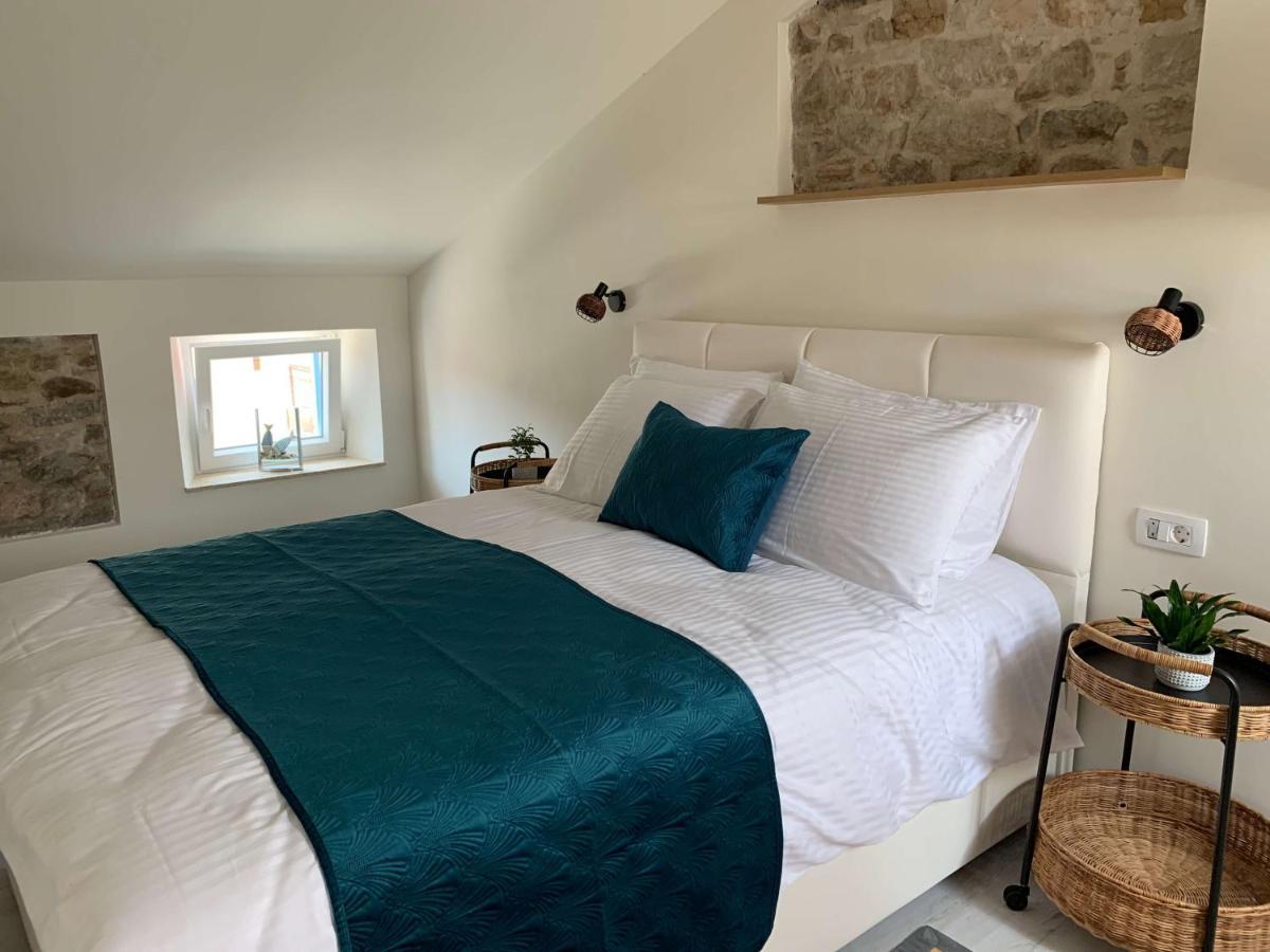 Casa Pozzetto Appartement Novigrad Istria Buitenkant foto